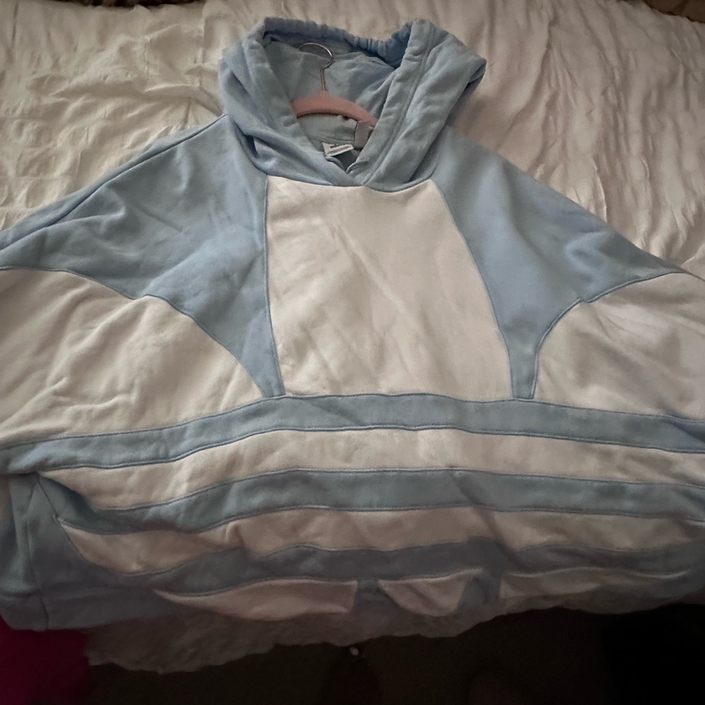Cropped women’s adidas blue hoodie